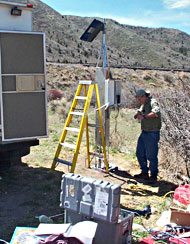 Jim Brock installing the instrument tower at Topaz.